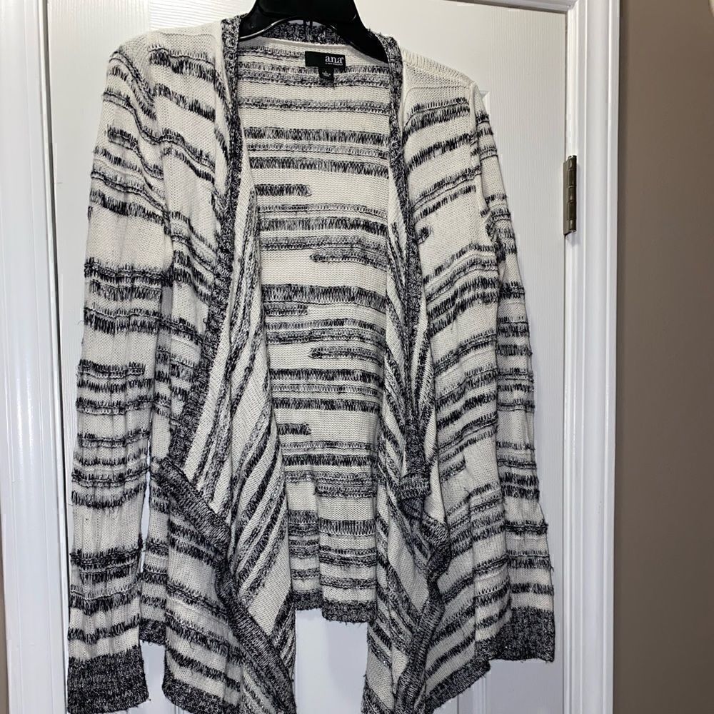 Women’s Large a.n.a black & white cardigan